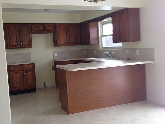 Main Kitchen/Dining