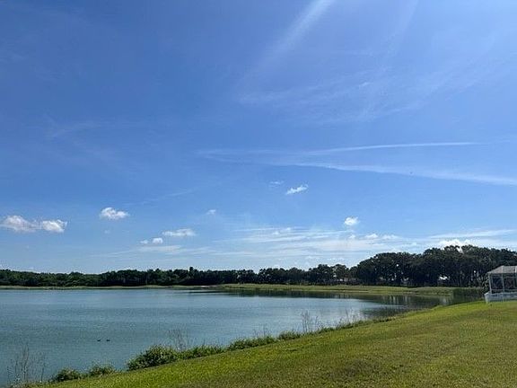Waterfront homesites at Fairways at Imperial Lakewood William Ryan Homes Tampa