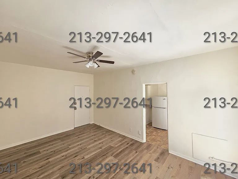 118 S Lake St #3 — Photo 8