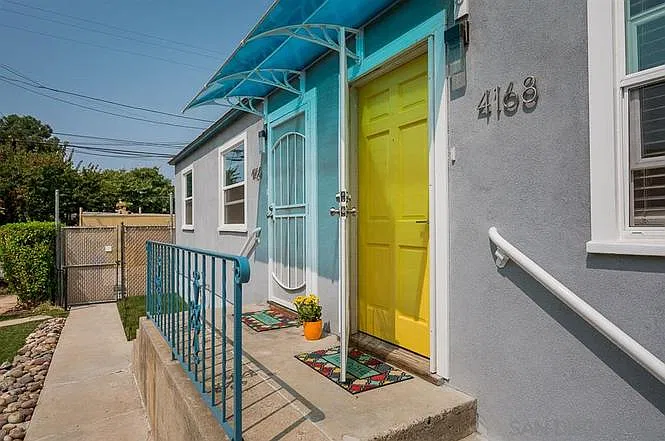 2 bed, 600 sqft, $2,300 — Photo 2