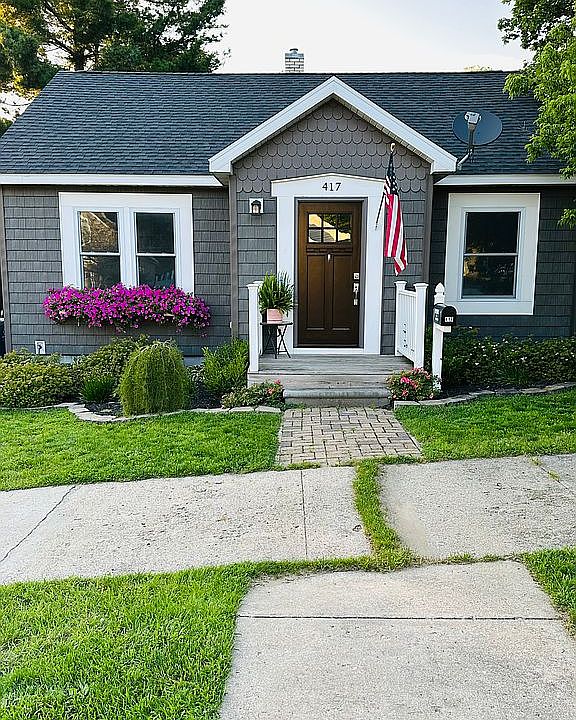 1st image of 417 E North St