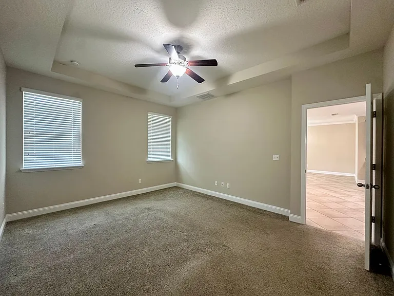 481 Shetland Dr — Photo 13
