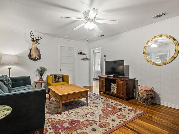 3rd image of 4233 Geddes Ave
