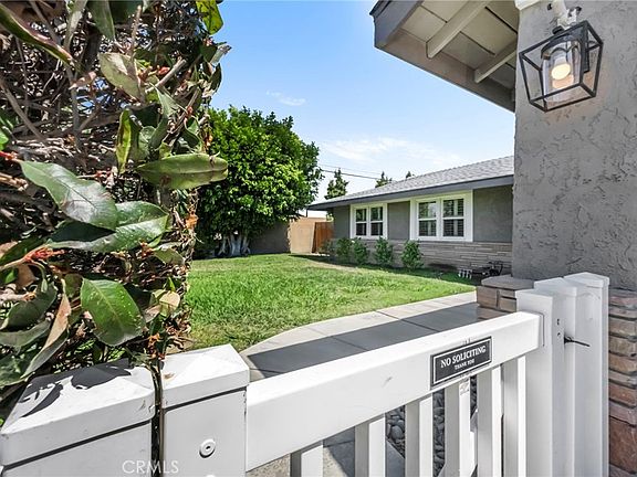 4th image of 5972 Meadowlark Dr