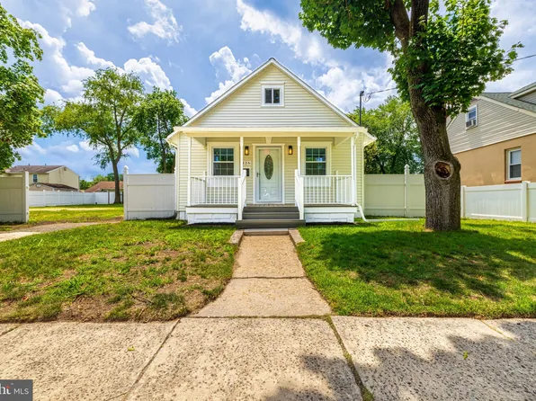 426 5th Ave, Lindenwold, NJ 08021