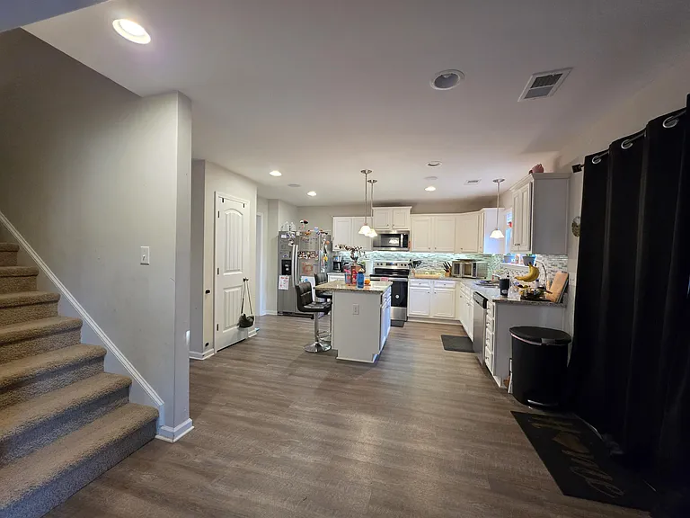 147 Niblick Dr — Photo 6