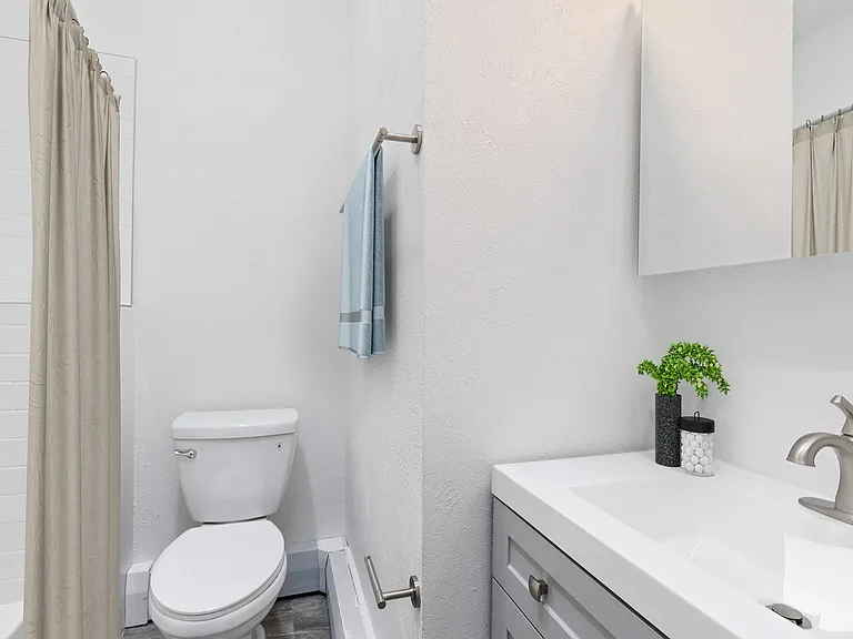 Ogden Park Townhomes — Photo 6