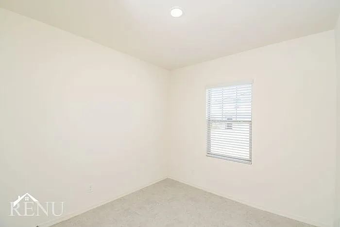 35579 W San Capistrano Ave — Photo 9