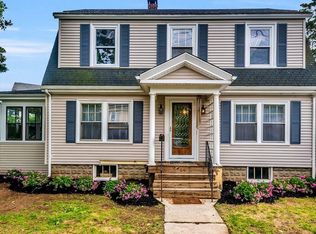 24 Lowell St, Woburn, MA 01801