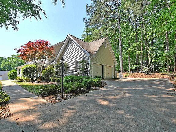 5th image of 1311 Dogwood Cir