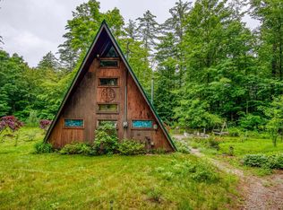 71 Bay Rd, North Conway, NH 03860