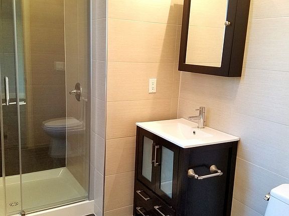 3rd image of 3118 47th St #1A