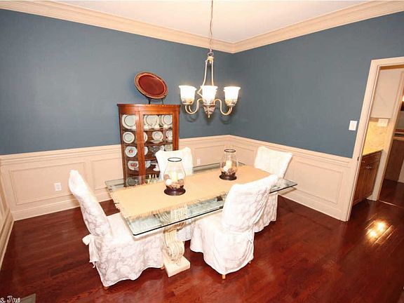 5th image of 52 Wellington Colony Dr