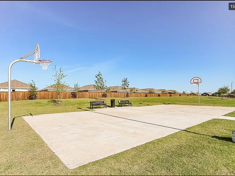 6310 Sandpiper Ln — Photo 12