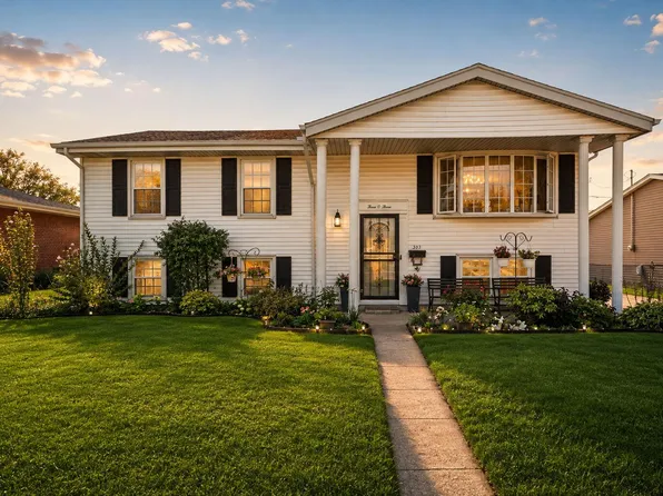 303 Minter Dr, Griffith, IN 46319