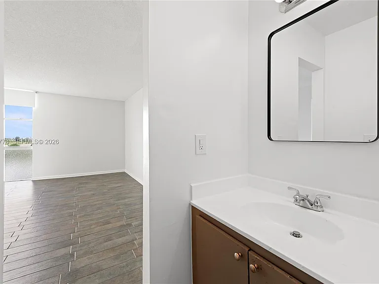 2350 NE 135th St #812 — Photo 13