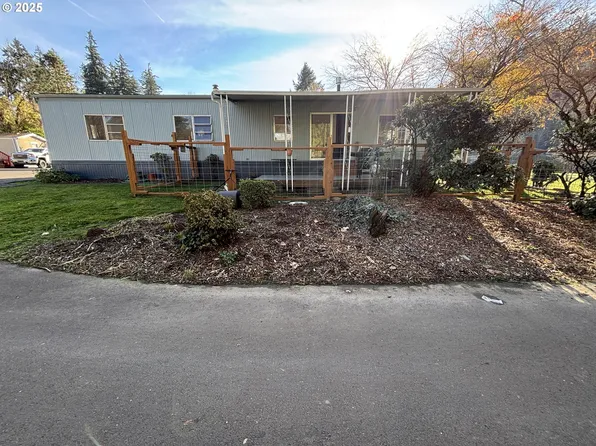 16300 SE Highway 224 Unit 21, Damascus, OR 97089