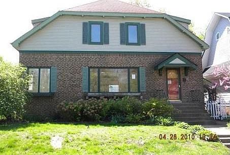 1st image of 1 Forestdale Park
