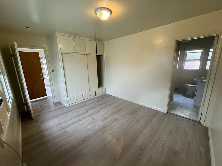 1221 S 8th St #1 — Photo 11