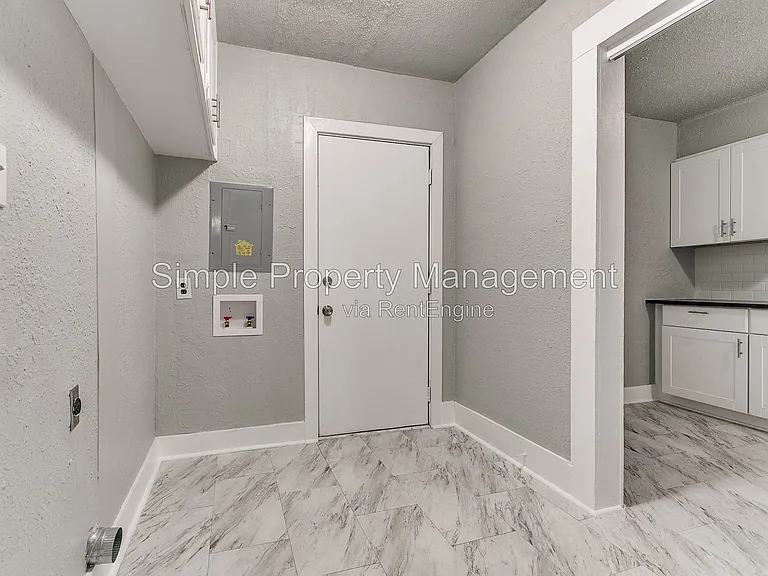 1728 NE Euclid St — Photo 31
