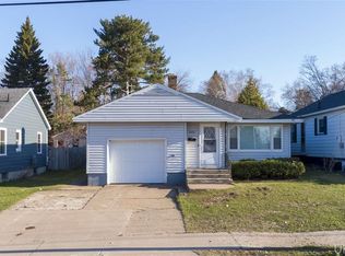645 W Magnetic St, Marquette, MI 49855