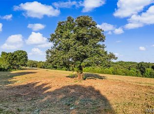 12621 Hyfield Rd, De Soto, MO 63020
