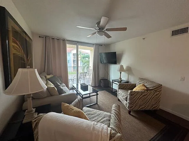 615 Villa Cir — Photo 46