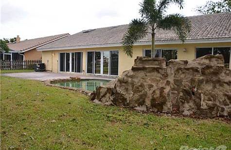 1st image of 7321 Corkwood Ter
