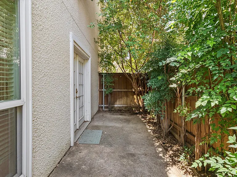 5505 Live Oak St #16 — Photo 12