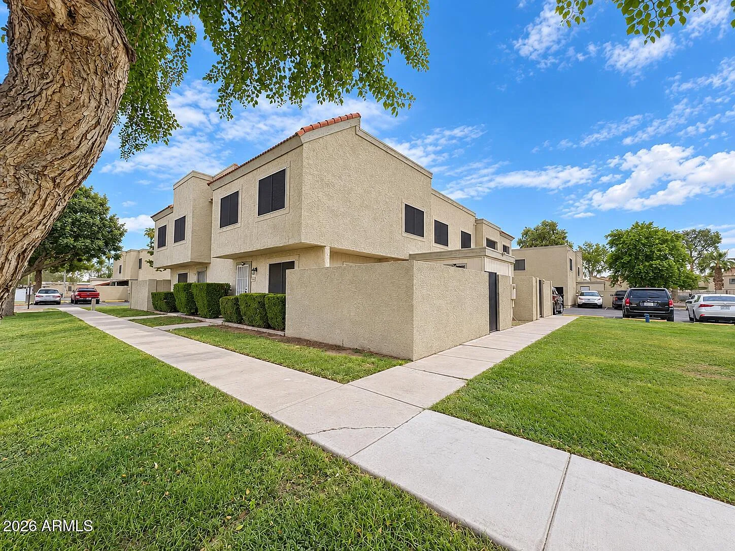 3 bed, 1.5 bath, 1098 sqft, $1,450 — Photo 2