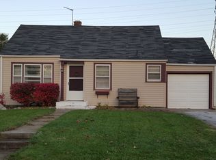 1955 Dellwood Dr, Fort Wayne, IN 46803