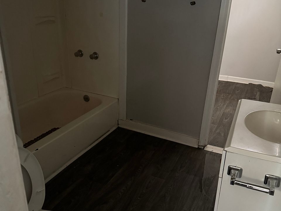 1st image of 28 A Randolph St #28A