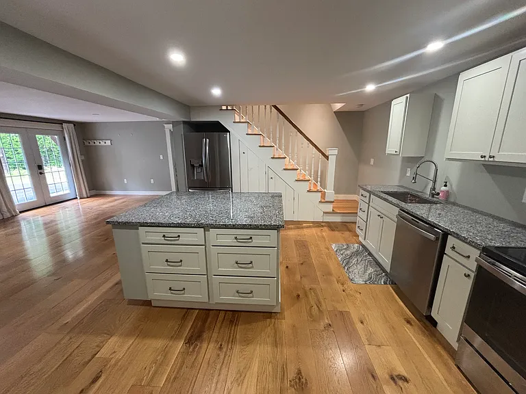44 Merrill Dr #1 — Photo 6