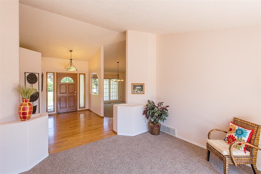 2nd image of 5221 N Millview Dr