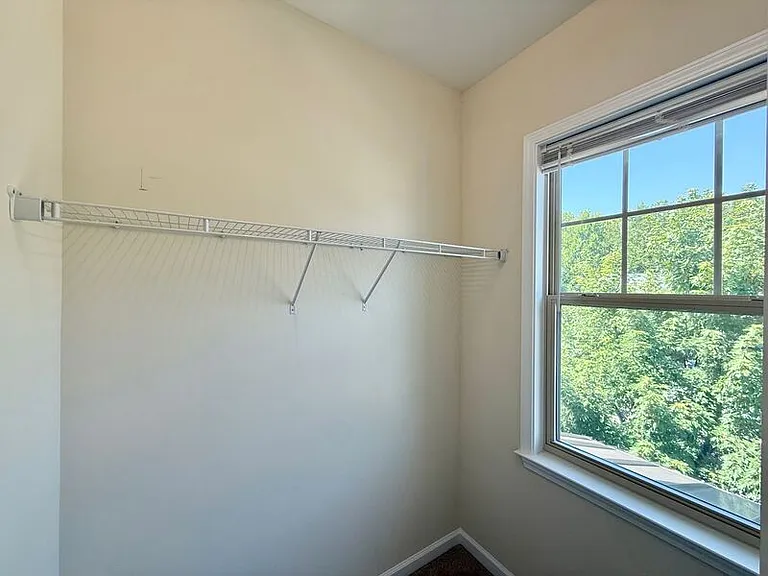 1140 Litchborough Way — Photo 33