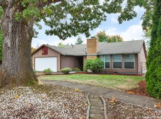 2055 SW Wynwood Ave, Portland, OR 97225