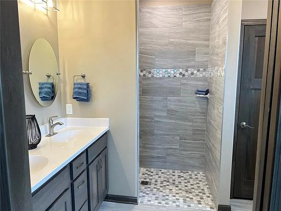 5th image of 3104 Bassett Dr