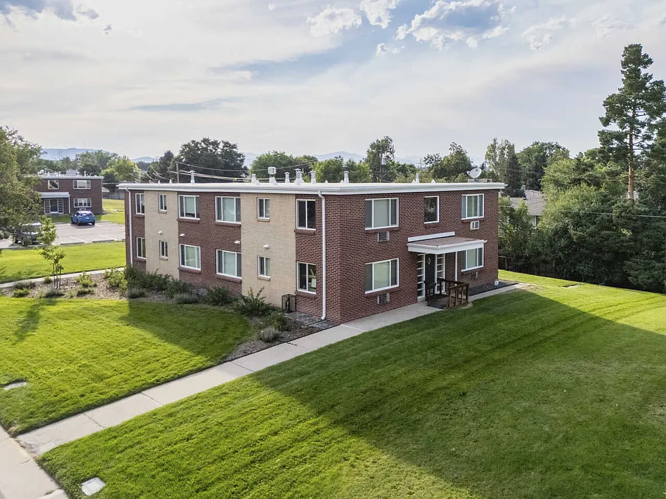 Sunset Park Apartments