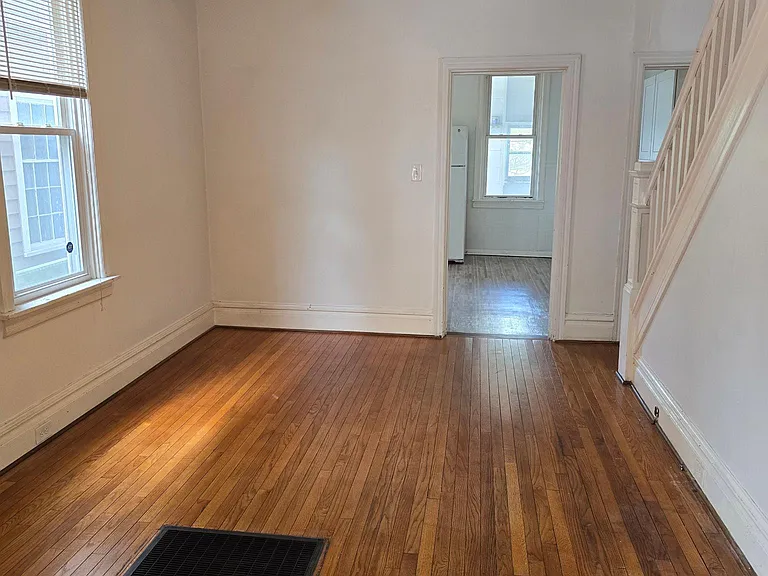 630 S 2nd St — Photo 7