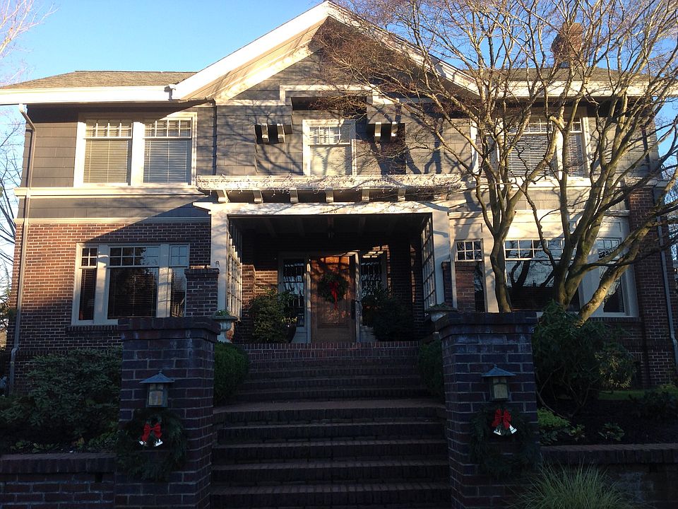 2nd image of 1128 21st Ave E