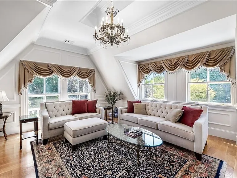 541 Bellevue Ave #5 — Photo 4