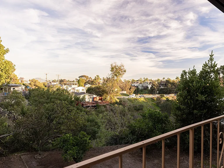 2807 Dale St — Photo 47