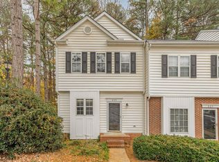 825 Genford Ct, Raleigh, NC 27609