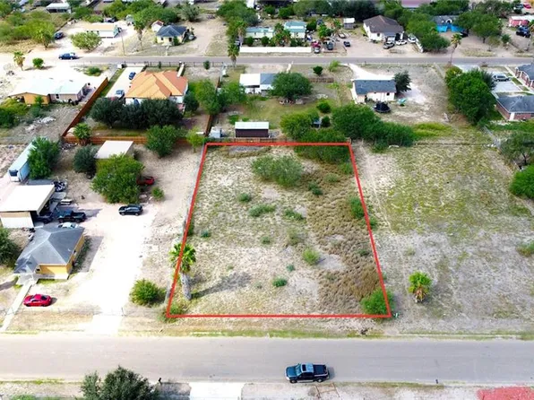 18117 Queen Palm Dr, Penitas, TX 78576