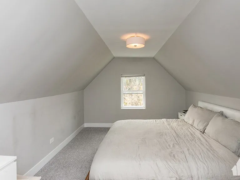3570 W Dickens Ave #2 — Photo 15