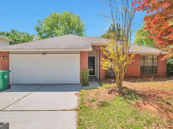 814 Arbor Hill Dr, Stone Mountain, GA 30088