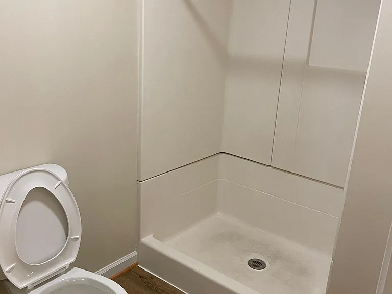 210 Earhart Ct — Photo 32