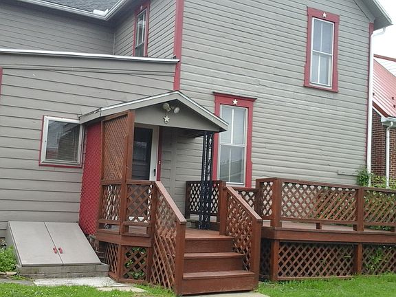 house back/deck