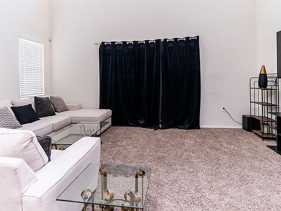 5th image of 3018 N 305th Dr