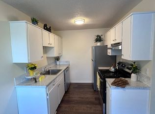 18633 SW Blanton St APT D, Beaverton, OR